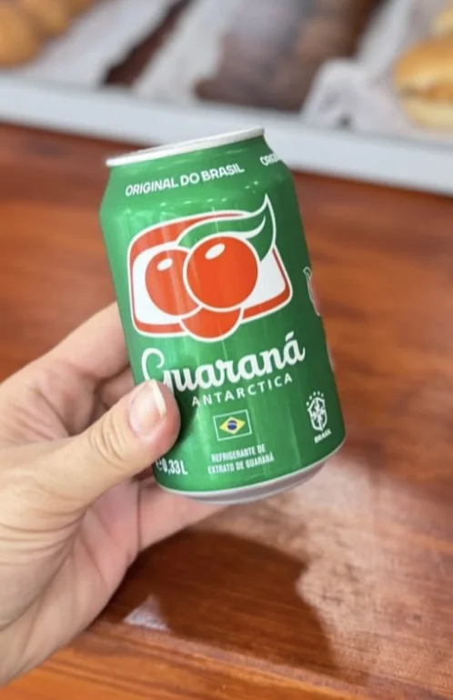 Guaraná Antarctica en Manas